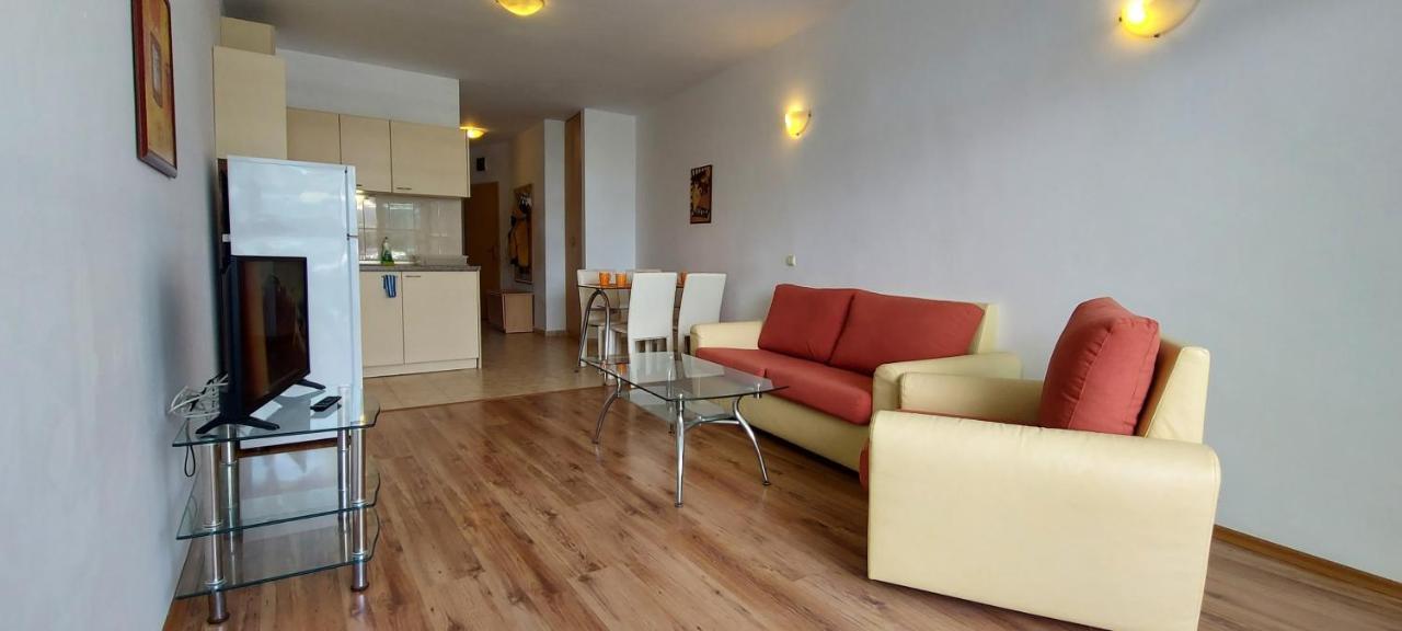 Julia Family Apartments Pantai Sunny Luaran gambar
