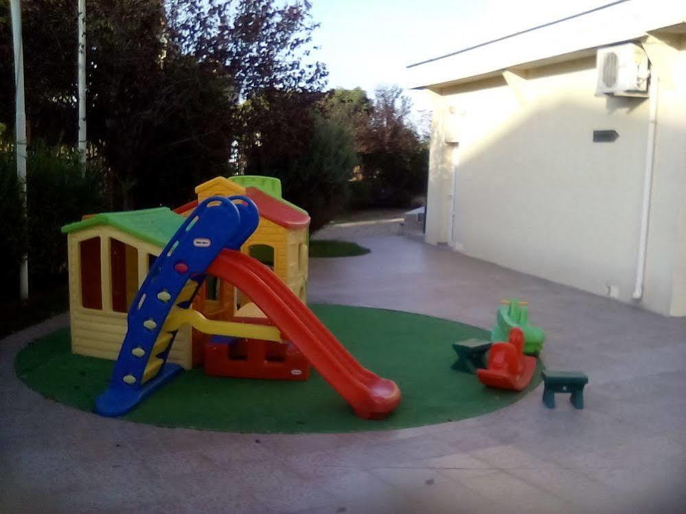 Julia Family Apartments Pantai Sunny Luaran gambar