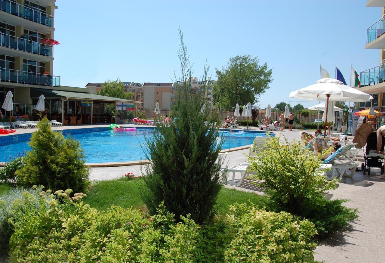 Julia Family Apartments Pantai Sunny Luaran gambar